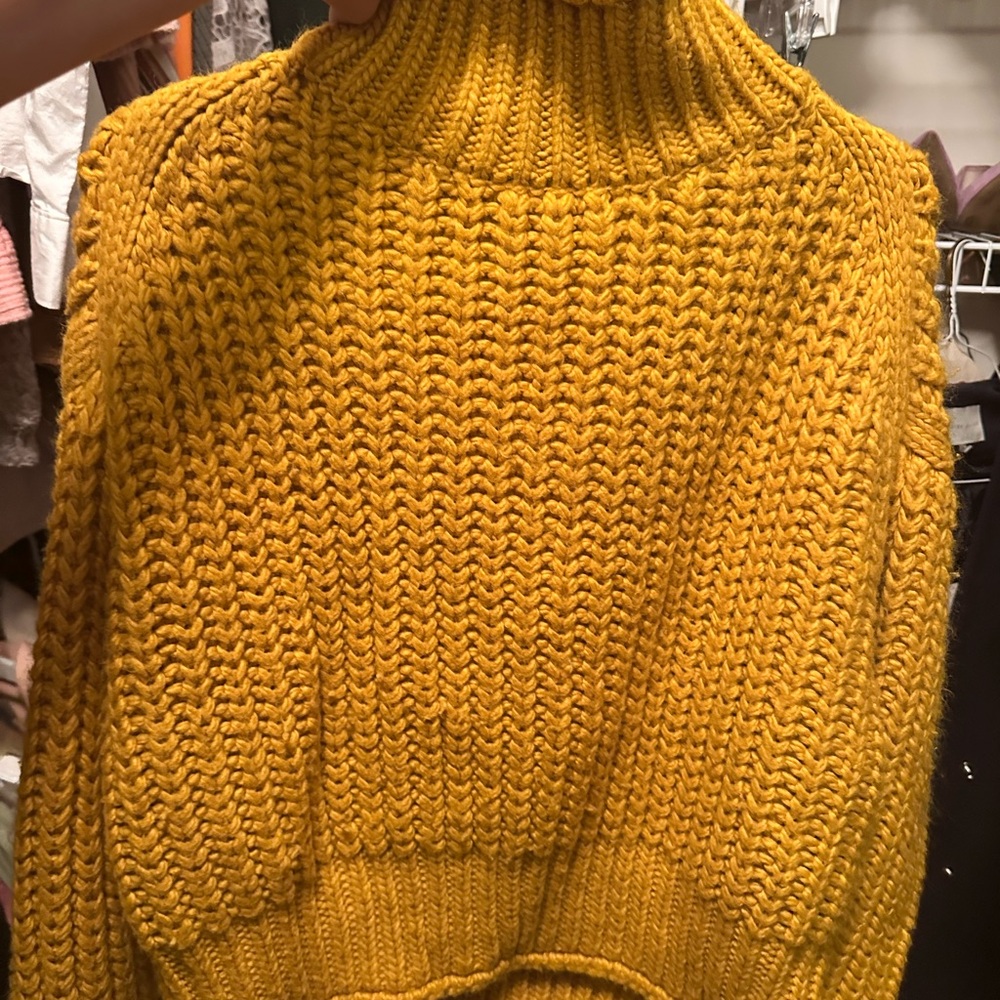 H&M Chunky Mustard Turtleneck Sweater - Women's Cozy Knit